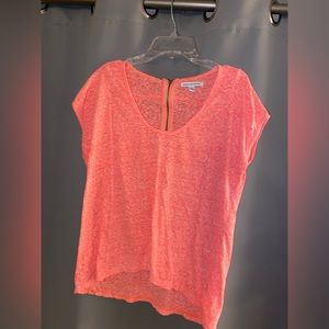 Woman’s American Eagle top